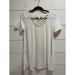 Zenana Premium Ivory Lattice Front Tunic Top NWOT Medium